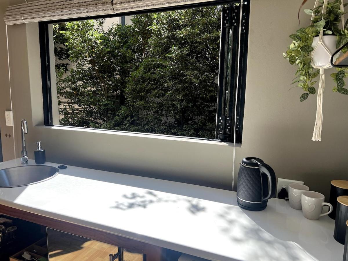 Apartment Cosy Welgemoed Flatlet With Own Entrance *