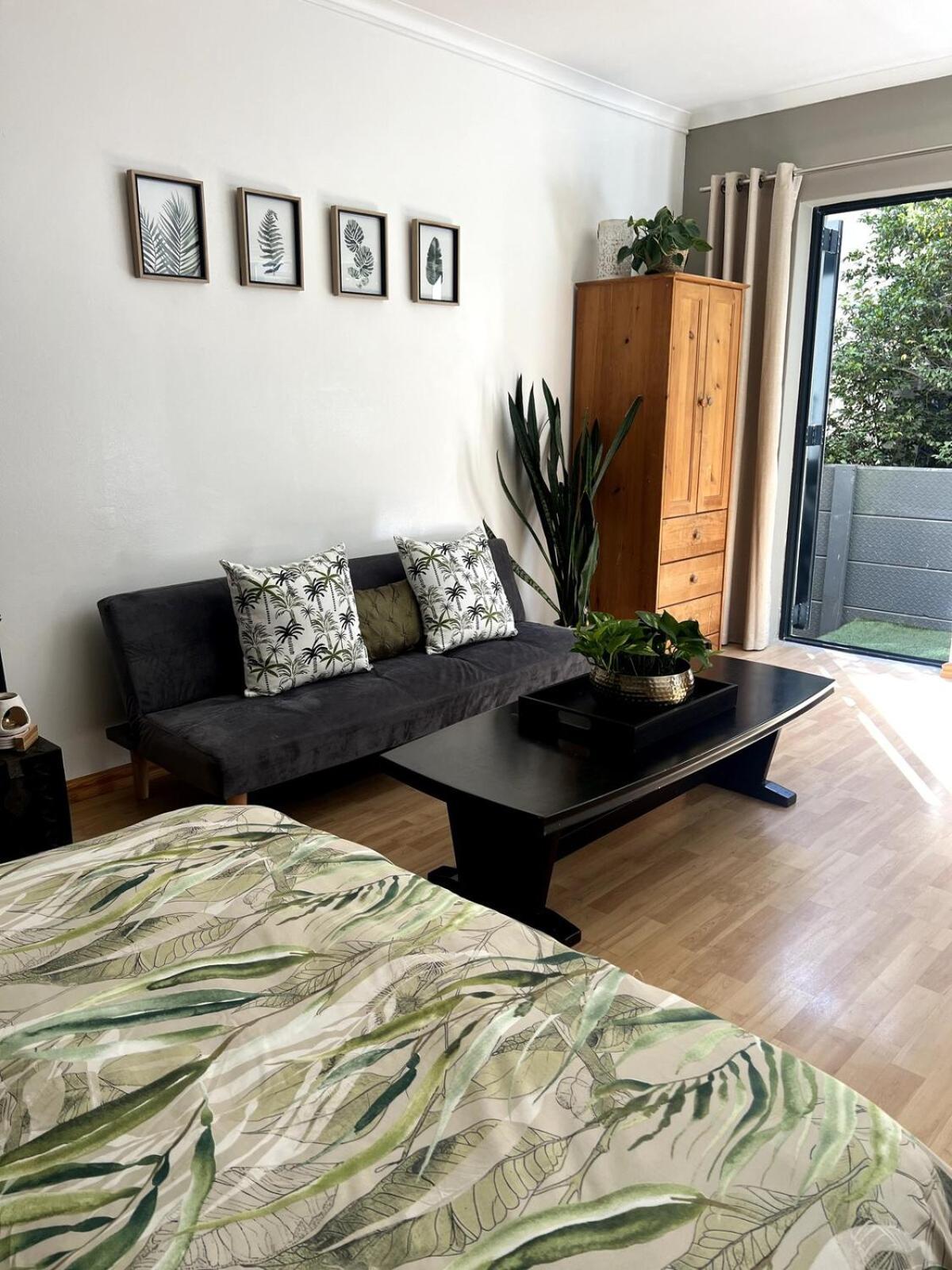 Apartment Cosy Welgemoed Flatlet With Own Entrance Cape Town